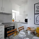 아파트 Casa 7 Janelas 페니케