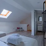 아파트 Casa 7 Janelas *