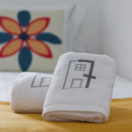 Casa 7 Janelas Apartment *