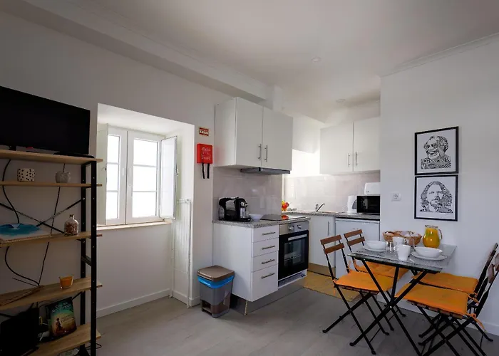 Casa 7 Janelas * Peniche